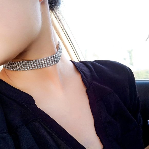 LiveChicStyle Jewelry - 5x layered Rhinestone Choker Necklace